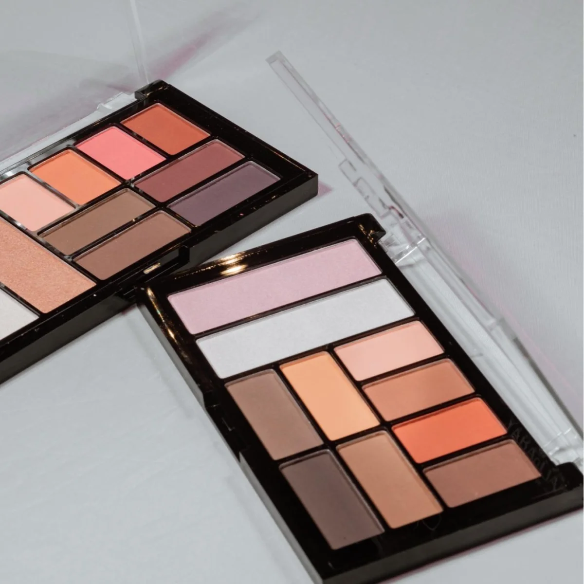 C9 Eye Shadow 10 สี ซีไนน์ อายแชโดว์