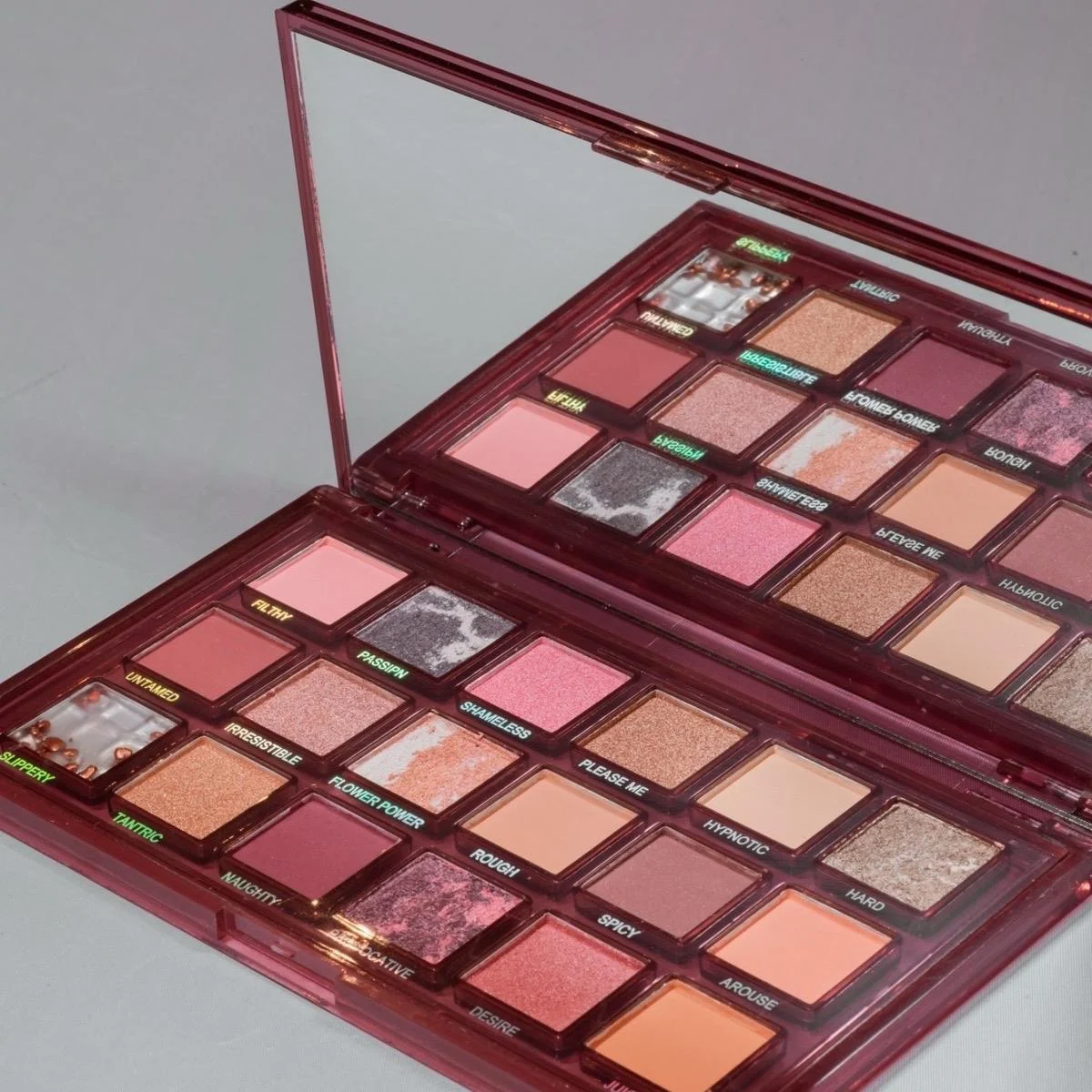 ซีไนน์ อาย แชโดว์ คัลเลอร์